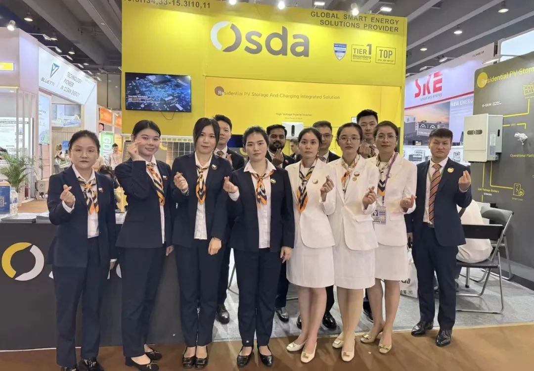 Energía brillante para todos los hogares, construyendo sueños de un futuro sin emisiones de carbono | Osda Solar se exhibe con gran éxito en la 136.ª Feria de Importación y Exportación de China (Feria de Cantón)